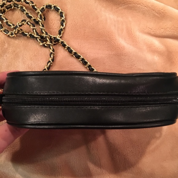 Black Quilted Purse - Picture 6 of 7